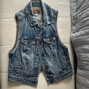 American Eagle denim vest